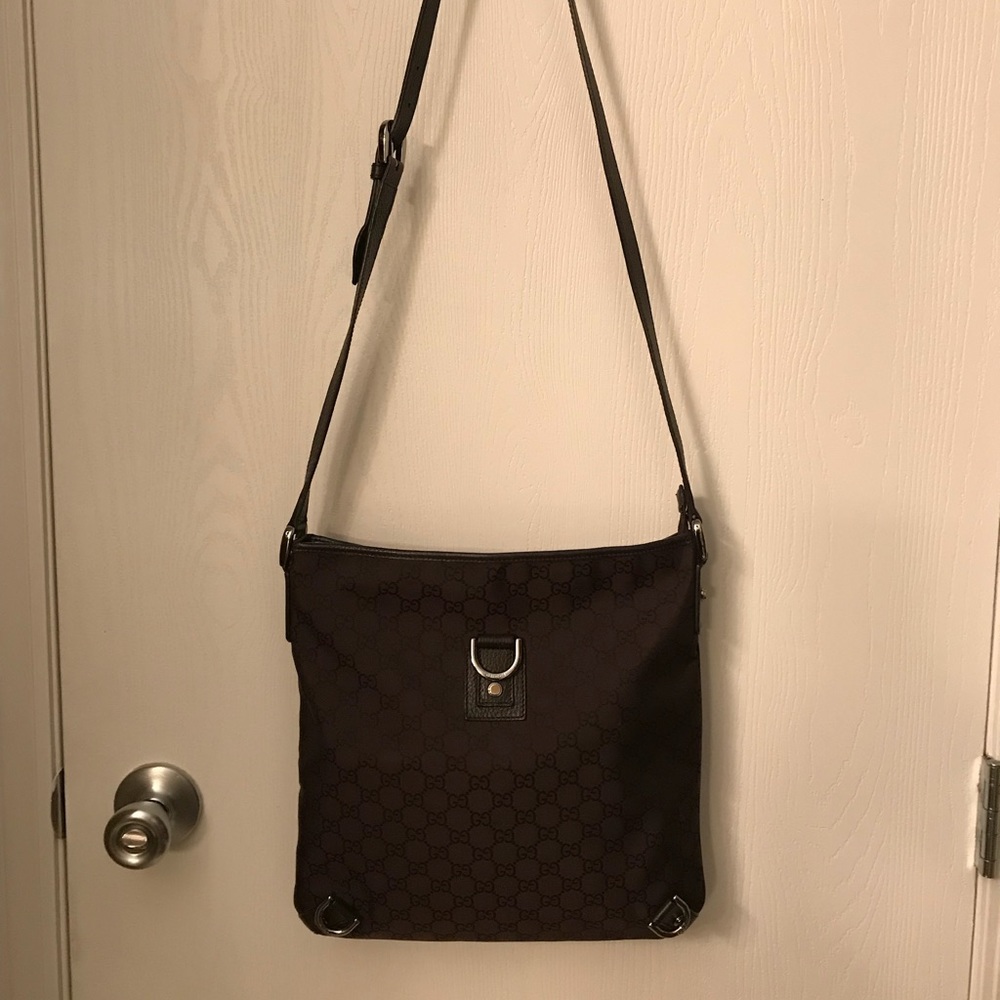 GUCCI CROSSBODY